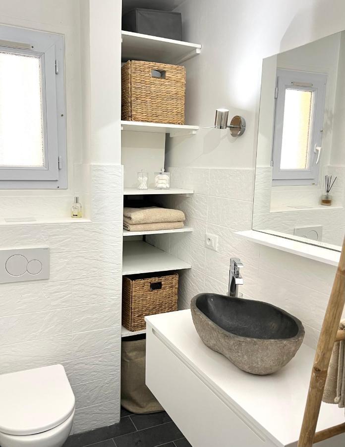 Cosy Studio With Garden And Free Parking - Ла-Тюрбі Екстер'єр фото