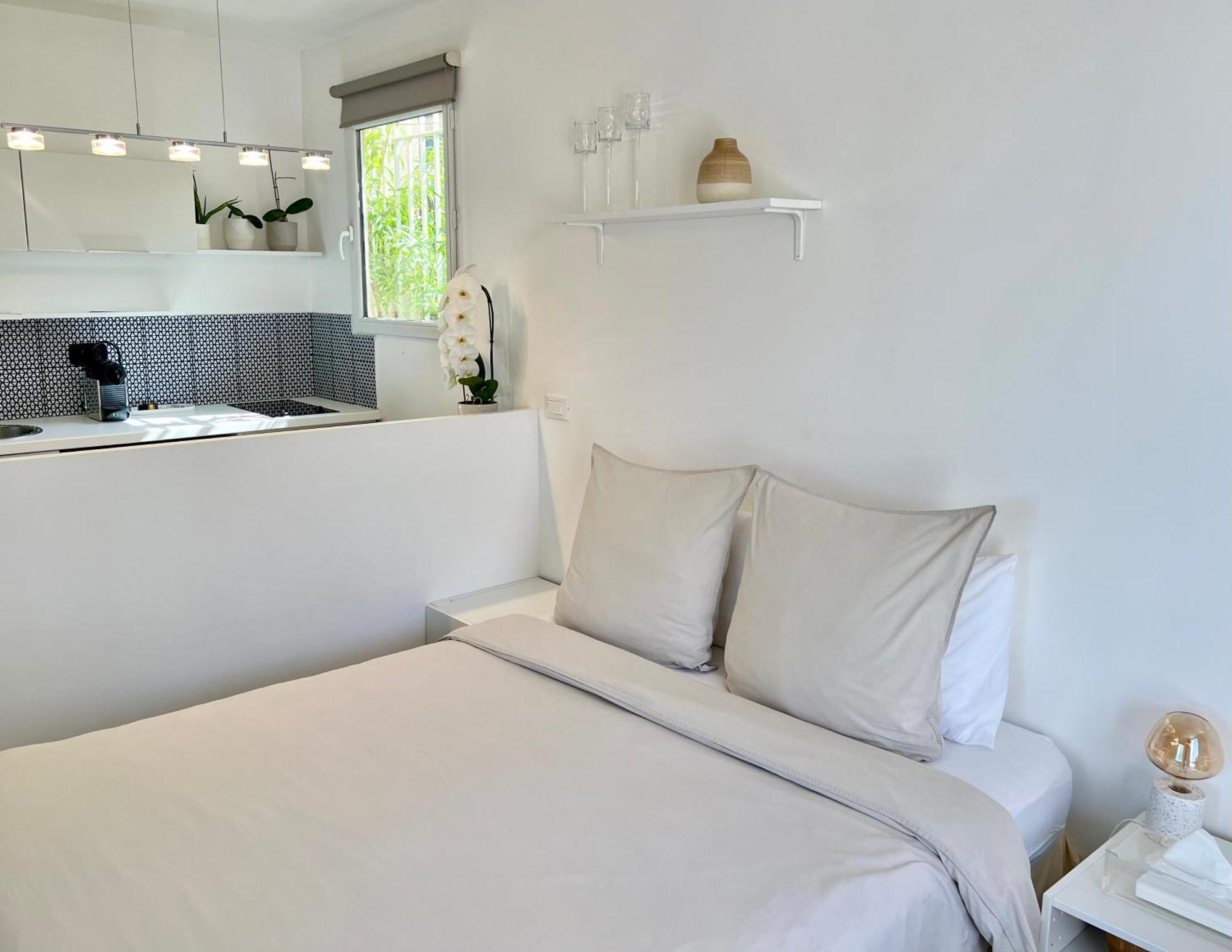 Cosy Studio With Garden And Free Parking - Ла-Тюрбі Екстер'єр фото